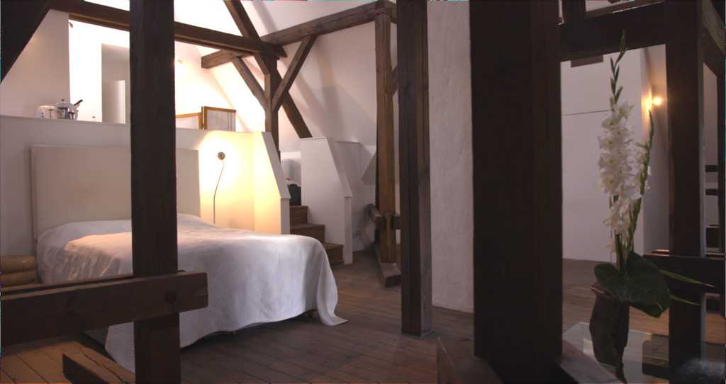 19 - Hunt Lodge Attic 1 _1024
